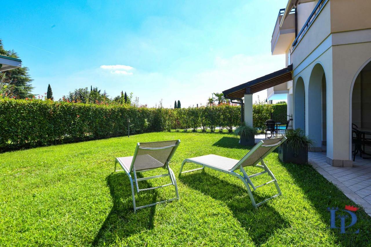 Desenzanoloft Official Partner Marriott Homes & Villas - Bea House, Sirmione With Private Garden And Share Pool エクステリア 写真